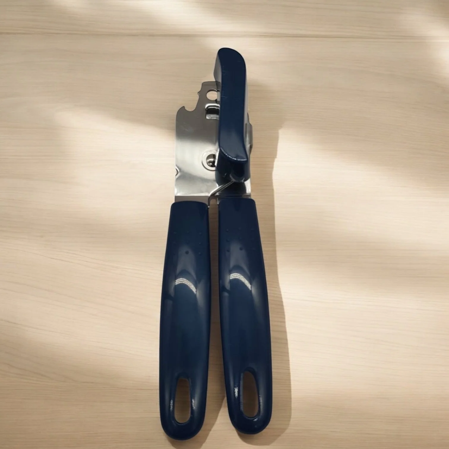 AKDC Can Opener Manual Heavy Platic Handle Can Opener With Stainless Steel Sharp Blade, Hand Can Bottle Opener-20cm-Blue&Steel - Image 4