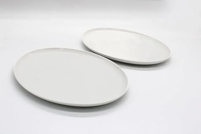 AKDC Ceramic oval Plate 12inch ivory set of 2 White