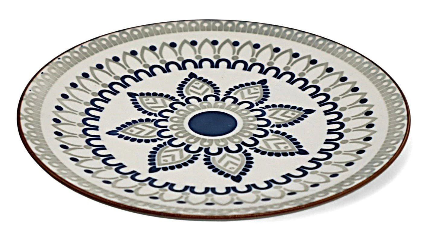 AKDC Ceramic Round Plate 22 cm – White with Delicate Blue Floral Pattern