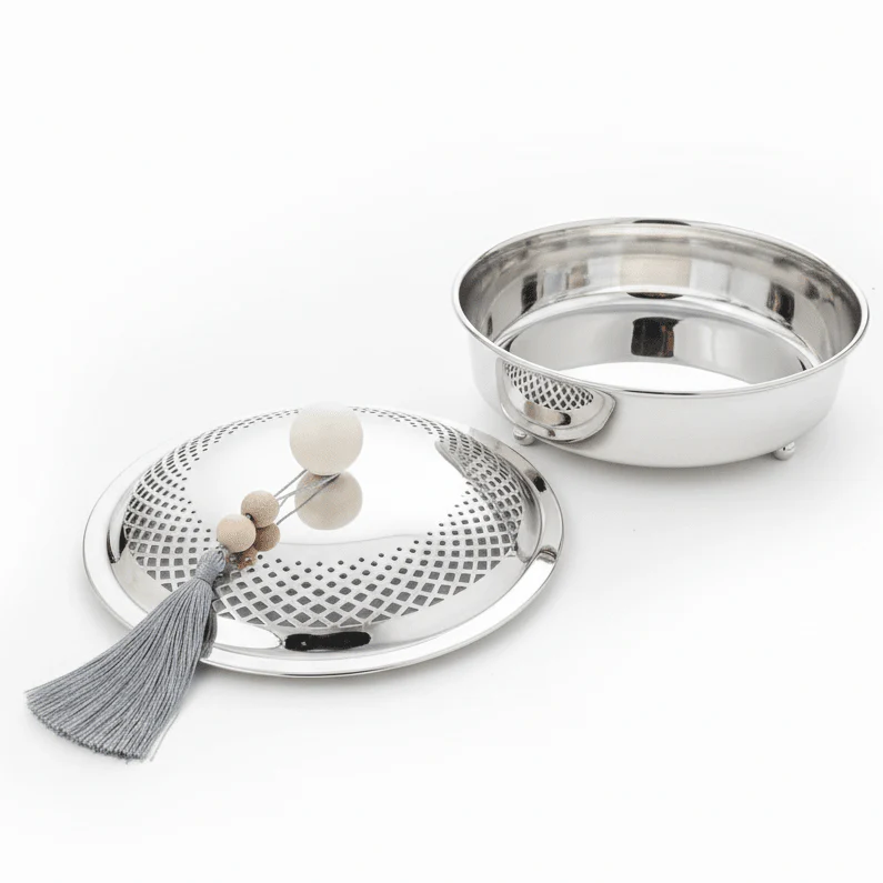 AKDC Decorative Metal Fruit Bowl – Elegant Silver Finish, Ideal for Dining Table & Kitchen Décor, 20 × 10 cm - Image 2