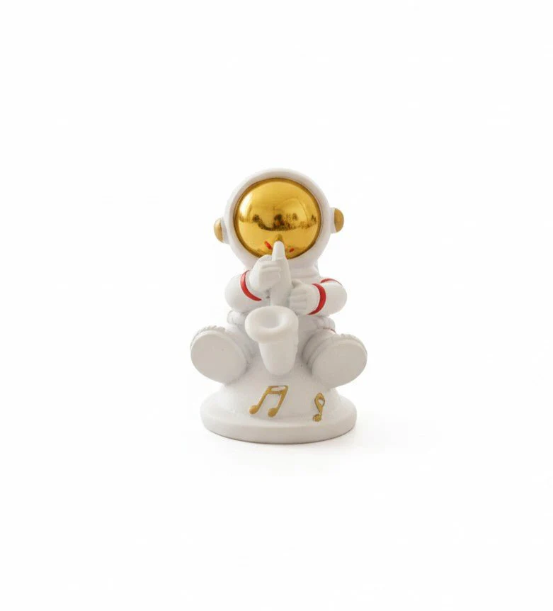 AKDC Mini Ceramic Astronaut Playing Saxophone Figurine – White Musical Space Décor Accent 5 cm
