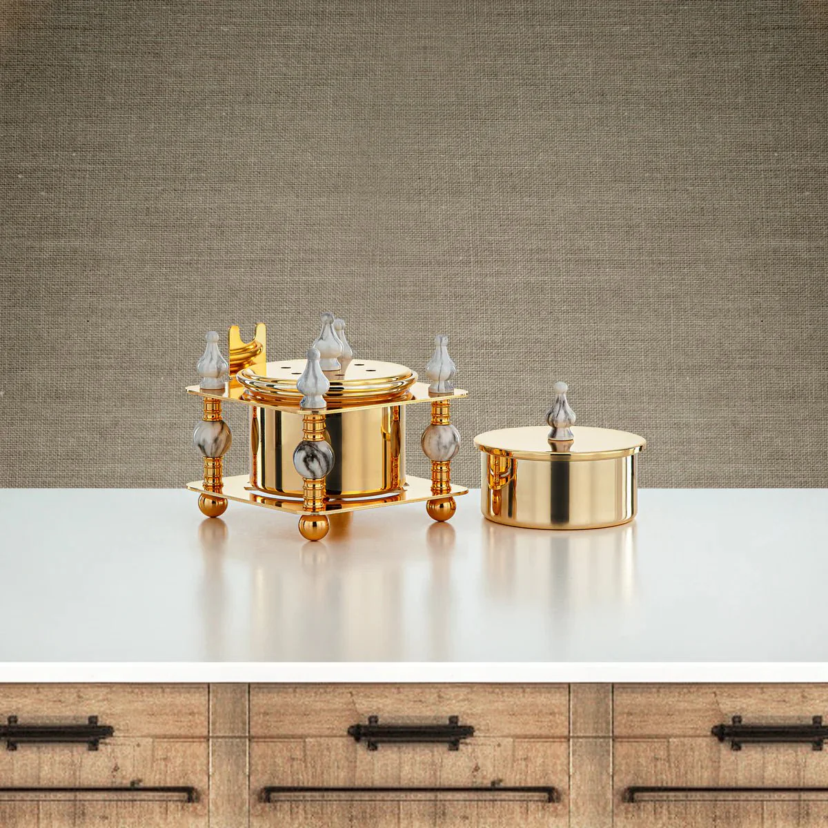 Almarjan 2pc Incense Burner Set, Durable Metal Body, Gold, HM4114-S