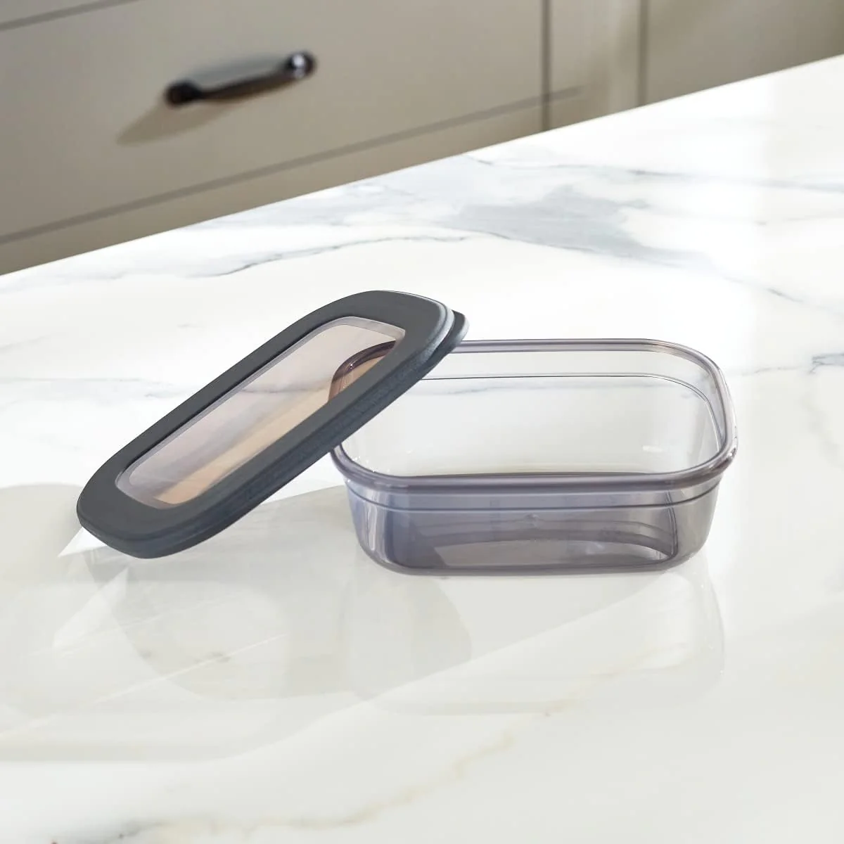 FOLY LIFE Flat Food Container 670ml Transparent Gray | Compact BPA Free Storage Box - Image 2