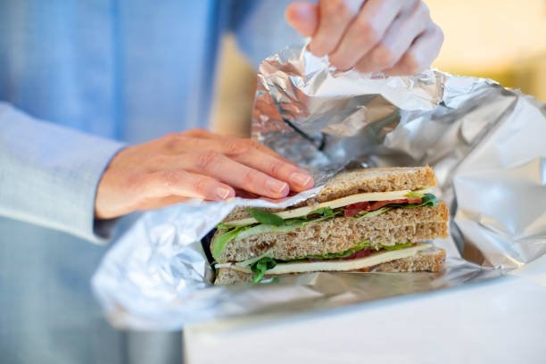 Hotpack Aluminium Foil 450mm Width, 1000g Gross Weight, Cooking-Storing-Wrapping - Image 3