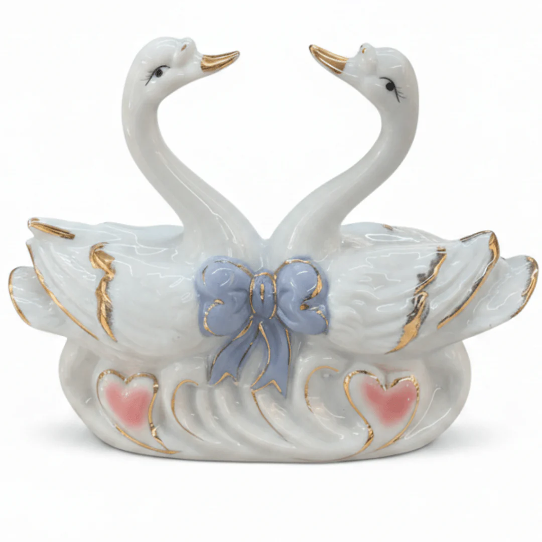 Luxury White Ceramic Swan Table Décor with Elegant Artistic Finish for Home Decoration – 12×10cm