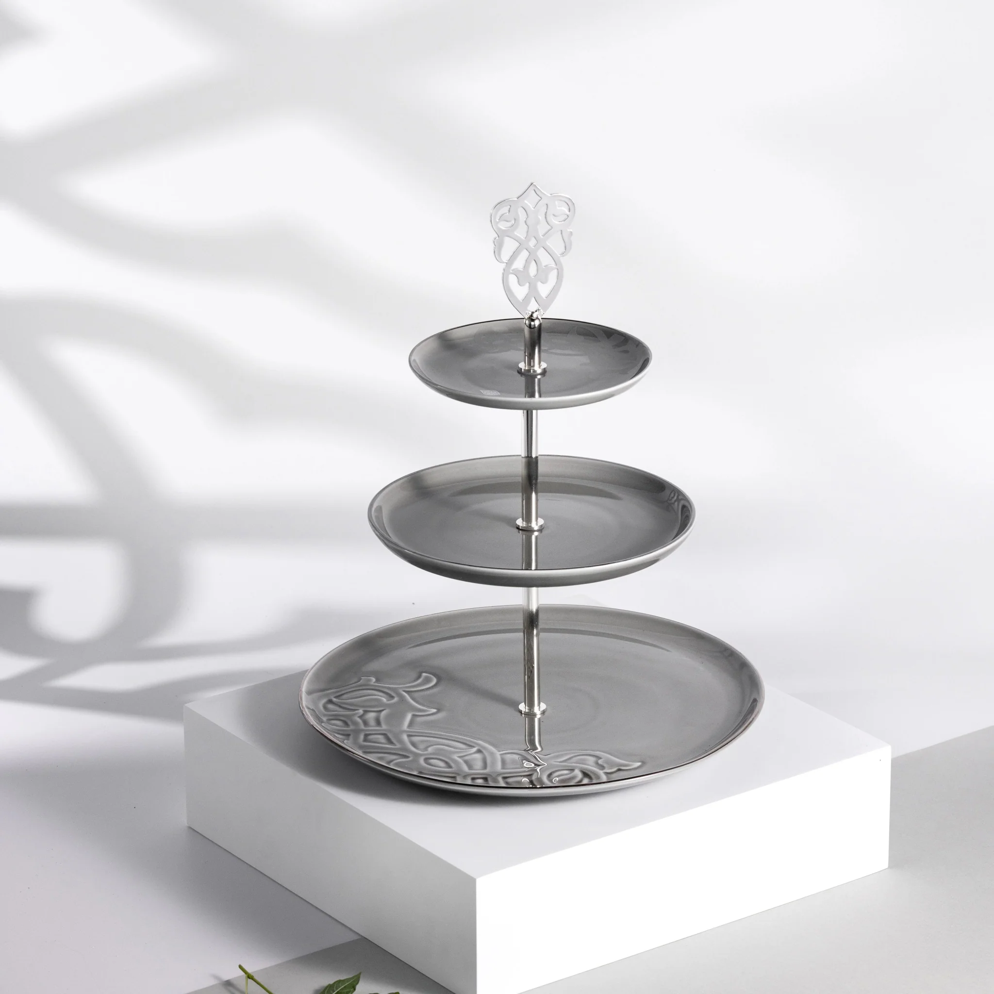 Otantik Naqsh Porcelain 3-Tier Candy Tray 27cm*33cm, Grey/Silver- ET2988