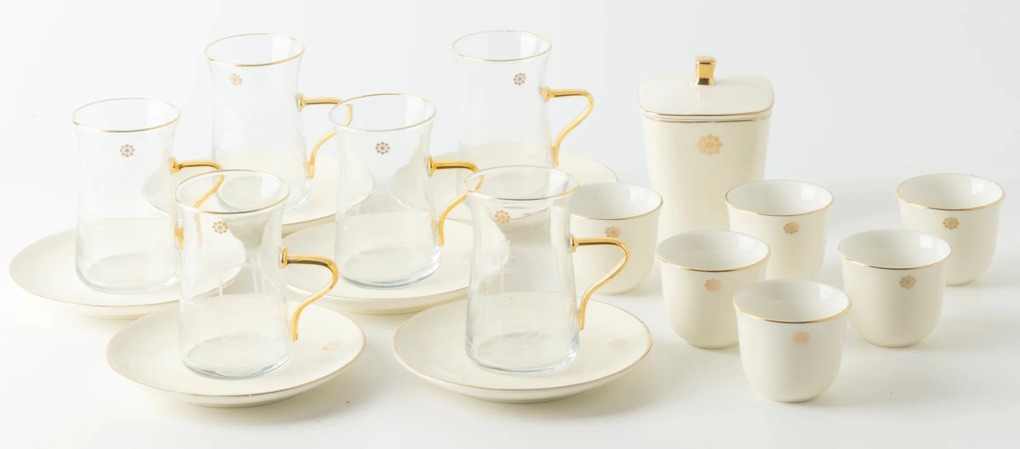 Otantik Mirral Luxury 19-Piece Arabic Tea & Coffee Serving Set – White & Gold Porcelain Collection - Image 2