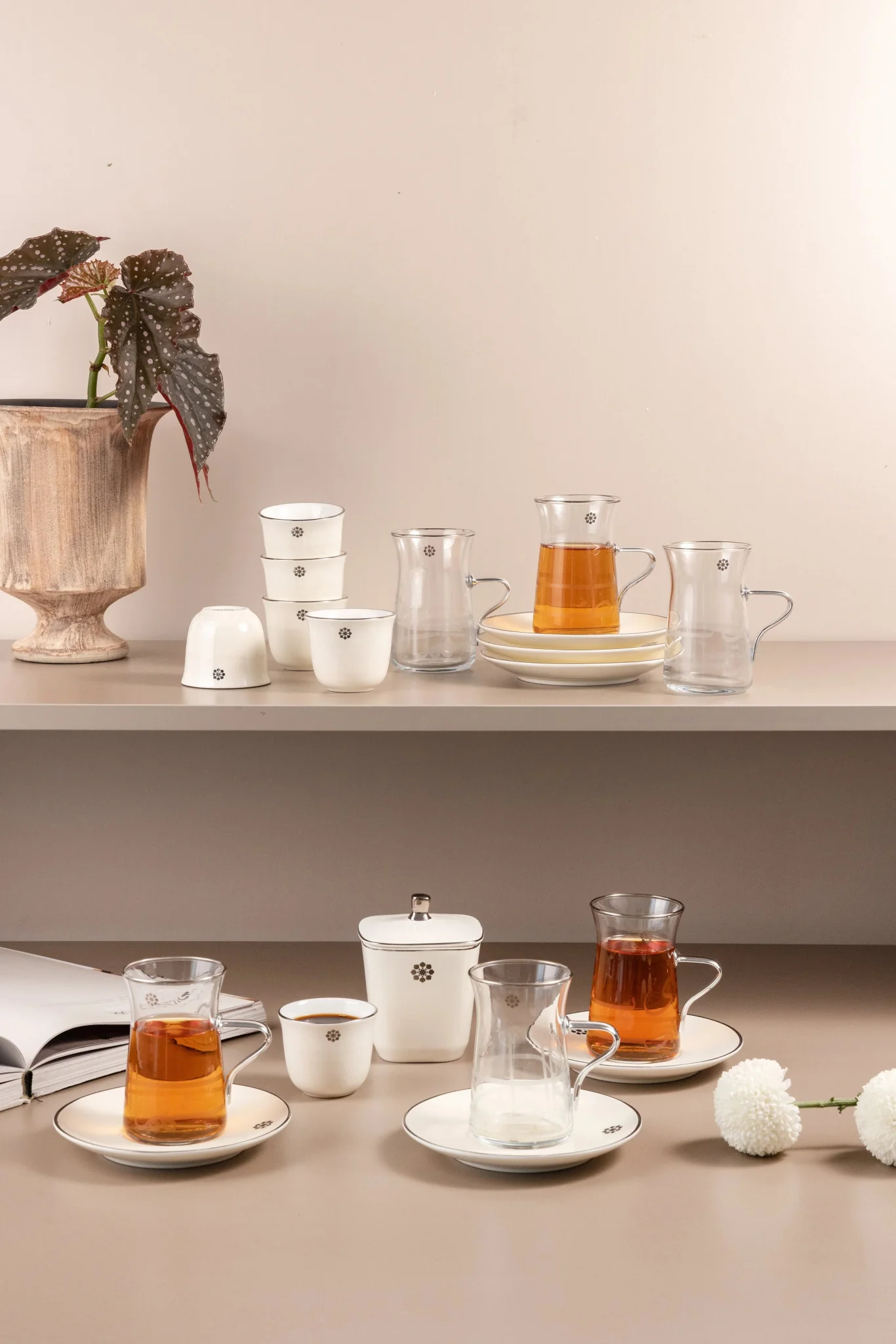 Otantik Mirral Luxury 19-Piece Arabic Tea & Coffee Serving Set – White & Silver Porcelain Collection