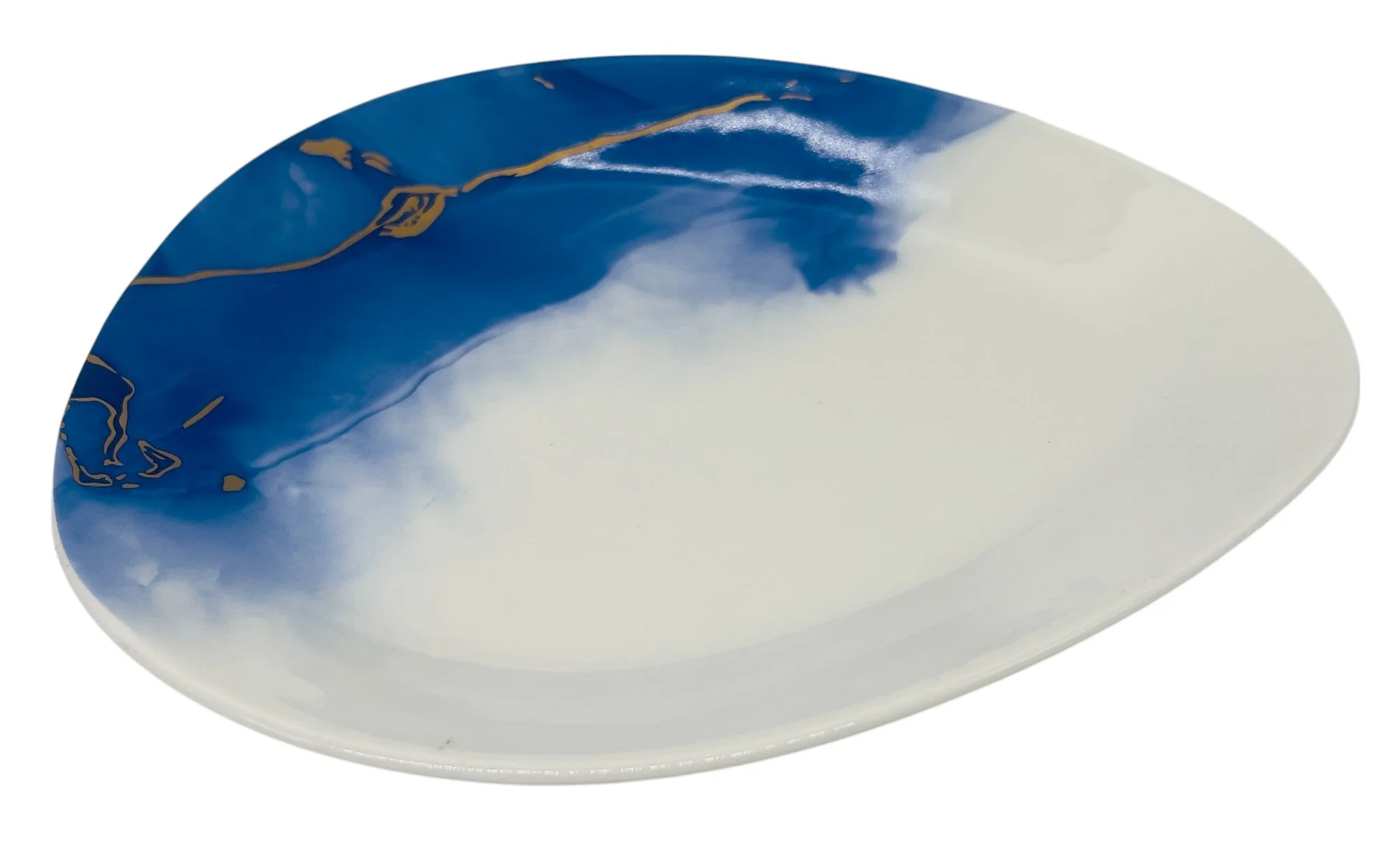 Solecasa Triangular Porcelain Plate 28cm, White and Blue - Image 2